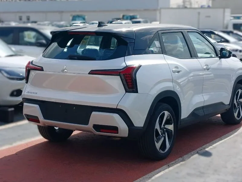 2025 Mitsubishi Xforce 1.5L MIVEC 4-cylinder Petrol Engine White Black SUV GCC Specs