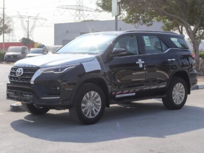 2026 Toyota Fortuner 4.0-liter V6 Petrol Engine Black SUV GCC Specs Automatic