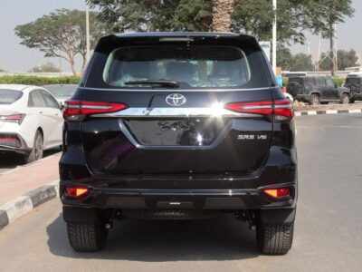 2026 Toyota Fortuner 4.0-liter V6 Petrol Engine Black SUV GCC Specs Automatic