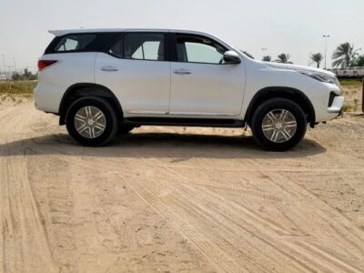 2023 Toyota Fortuner 2.7 Liters 4 Cylinders Petrol Engine White Tan SUV Automatic GCC Specs