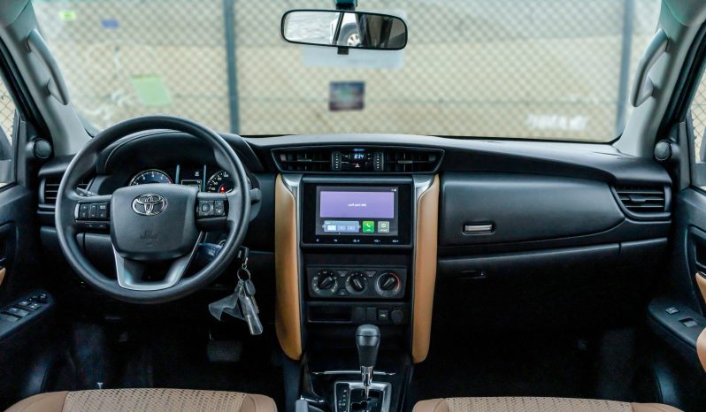2026 Toyota Fortuner GX 2.7 Liter 4-Cylinder Petrol Engine White Tan SUV Automatic