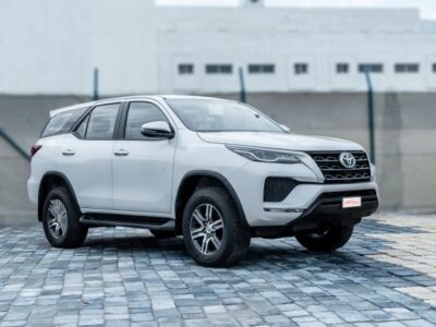 2026 Toyota Fortuner GX 2.7 Liter 4-Cylinder Petrol Engine White Tan SUV Automatic