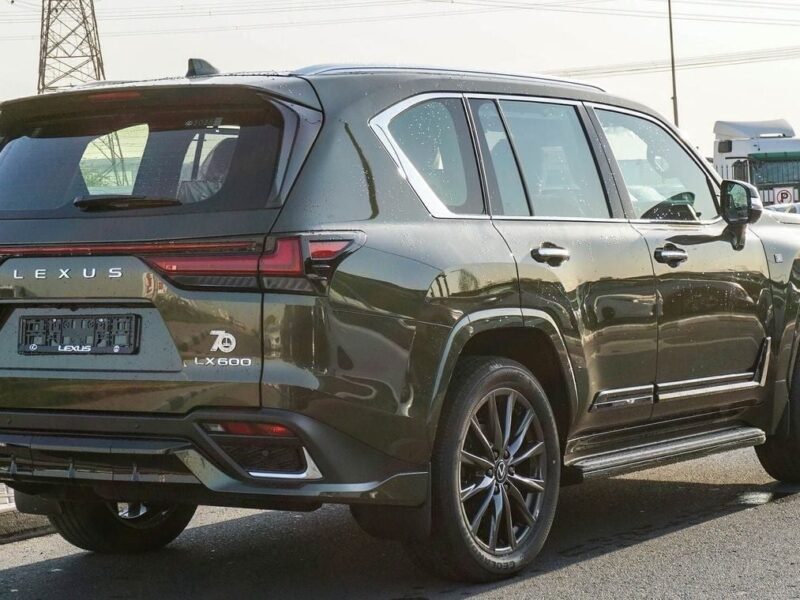 2025 Lexus LX 600 F Sport 3.5-liter V6 Twin-Turbo Petrol Engine Green Red SUV GCC Specs