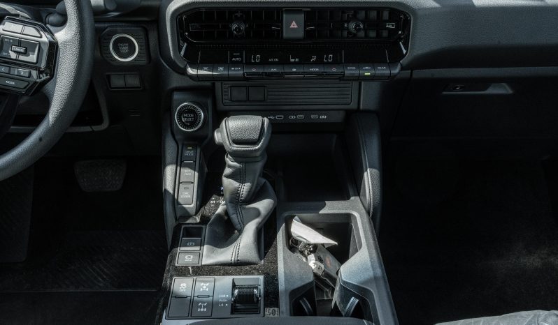 2026 Toyota Prado TXL 2.4-liter turbocharged 4-cylinder Engine Black SUV Automatic