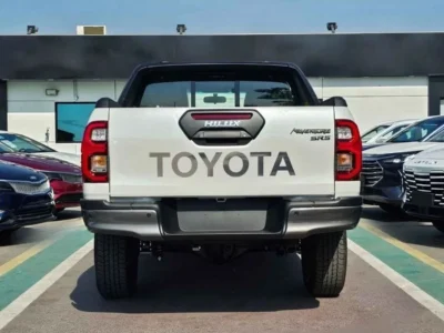 2026 Toyota Hilux DC Adventure 4.0L V6 Petrol Engine White Grey Pickup Truck Automatic