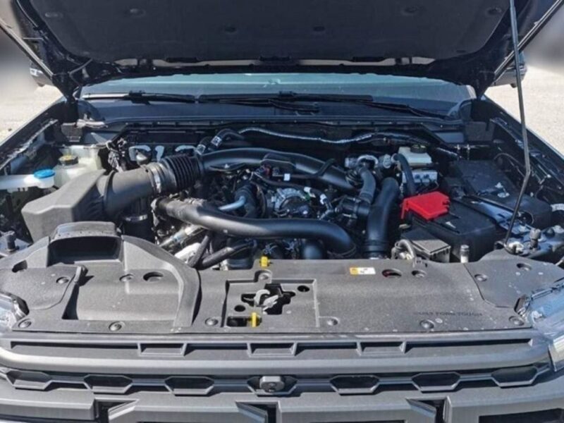 2025 Ford Ranger Raptor 3.0L EcoBoost V6 Twin-Turbo Petrol Engine Black Pickup Truck