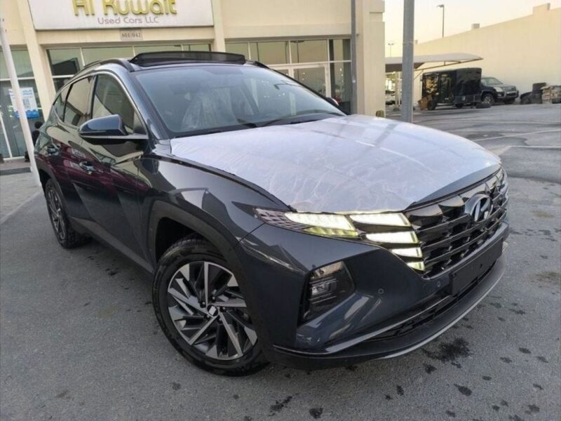2022 Hyundai Tucson Comfort 1.6L Turbo 4-cylinder Engine Grey Black SUV GCC Specs