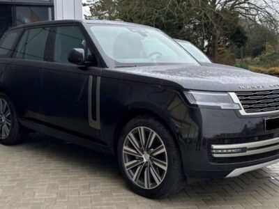 2022 Land Rover Range Rover HSE P400 3.0L Inline-6 Turbocharged Petrol Engine Black SUV