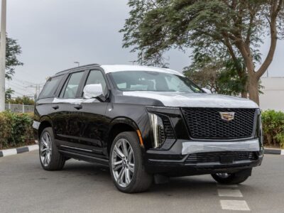 2025 Cadillac Escalade Sport Platinum 6.2 Litres V8 Petrol Engine Black White SUV GCC Specs