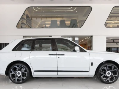 2026 Rolls-Royce Cullinan Black Badge 6.75L Twin-Turbo V12 Engine White Blue SUV FULL OPTIONS