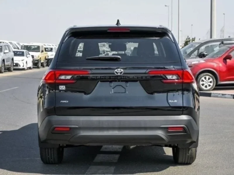 2025 Toyota Grand Highlander XLE 2.4L Turbocharged Inline-4 Petrol Engine Black Grey SUV