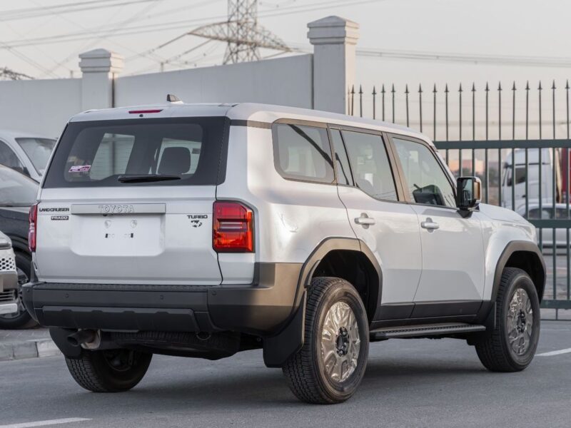 2026 Toyota Prado TXL 2.4L Turbocharged 4-Cylinder Petrol Engine White Black SUV GCC