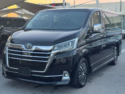 2020 Toyota Granvia 3.5-litre V6 Petrol Engine Black Luxury MPV GCC Specs Automatic