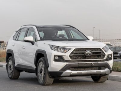 2025 Toyota RAV 4 Adventure 2.5 Litres 4-Cylinder Petrol Engine White Grey SUV GCC Specs