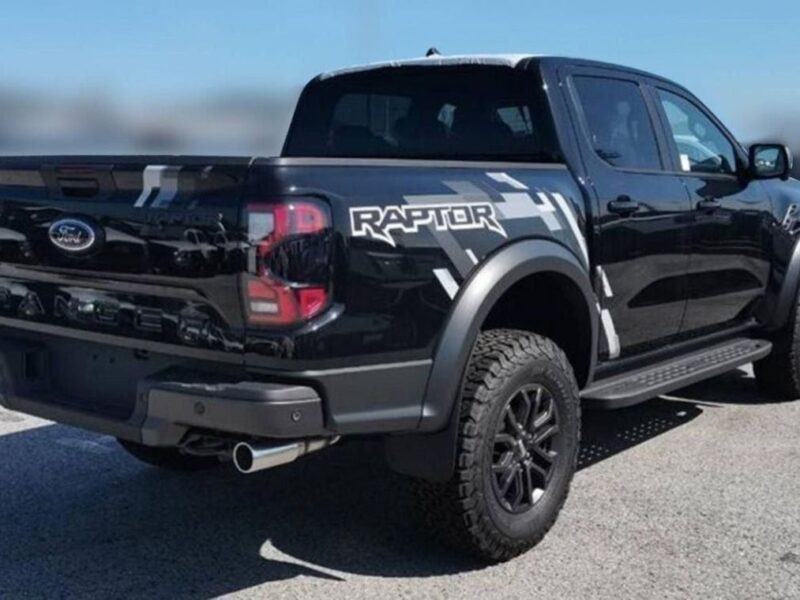 2025 Ford Ranger Raptor 3.0L EcoBoost V6 Twin-Turbo Petrol Engine Black Pickup Truck