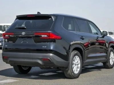 2025 Toyota Grand Highlander XLE 2.4L Turbocharged Inline-4 Petrol Engine Black Grey SUV
