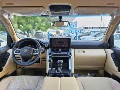 2024 Toyota Land Cruiser GX E1 3.3 Litre V6 Twin-Turbo Diesel Engine Black Beige SUV GCC