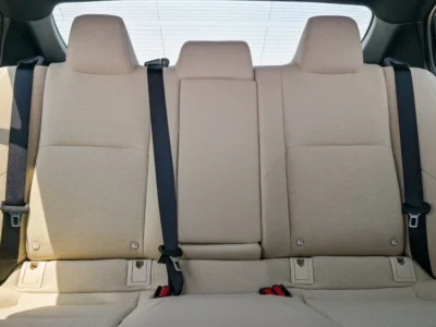 2025 Toyota Camry LE 2.5 Litres 4-cylinder Hybrid Engine White Beige Sedan GCC Specs