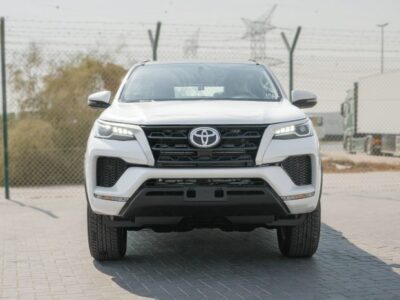 2025 Toyota Fortuner GX 2.4 L 4-cylinder turbocharged Diesel White Tan SUV Automatic