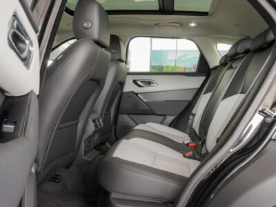 2025 Land Rover Range Rover Velar P250 SE - R Dynamic 2.0L Turbo 4-cylinder Black White SUV