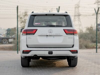 2026 Toyota Land Cruiser GXR 3.5-liter V6 Twin Turbo Petrol Engine White Beige SUV GCC