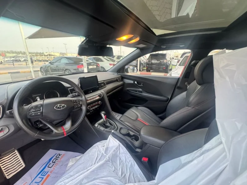 2019 Hyundai Veloster 1.6-liter turbocharged 4-cylinder Petrol Engine Red Black Hatchback