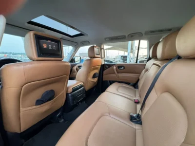 2018 Nissan Patrol LE Platinum 5.6-liter V8 Petrol Engine Black Tan SUV Automatic GCC Specs