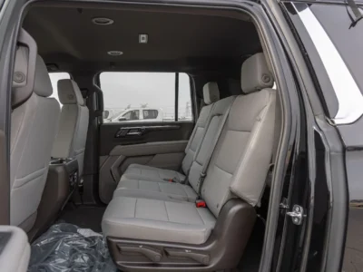 2025 Chevrolet Suburban LS 5.3L EcoTec3 V8 Petrol Engine Black Beige SUV GCC Specs