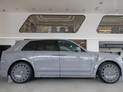 2023 Rolls-Royce Cullinan Mansory 6.75L Twin-Turbo V12 Grey Blue SUV Perfect Condition
