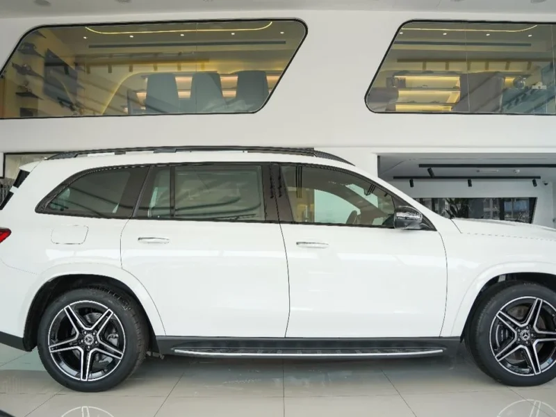 2024 Mercedes-Benz GLS 450 4MATIC 3.0L Inline-6 Turbo White Tan SUV Night Package