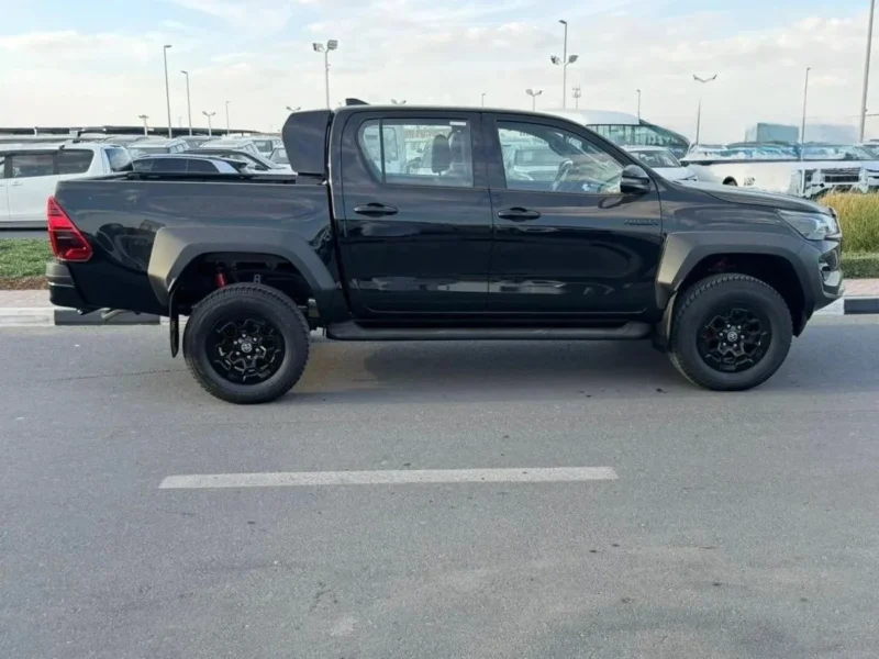 2026 Toyota Hilux GR Sport 2.8 Litres 4-cylinder Turbo Diesel Black Pickup Truck