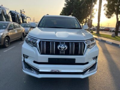 2017 Toyota Land Cruiser Prado Altitude 2.8L 4 Cylinder Turbo Diesel White Grey SUV