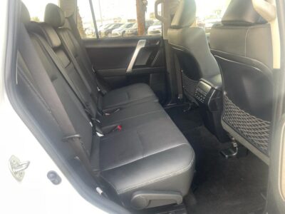 2022 Toyota Land Cruiser Prado Altitude 2.8L Turbodiesel 4-cylinder Engine White Grey SUV