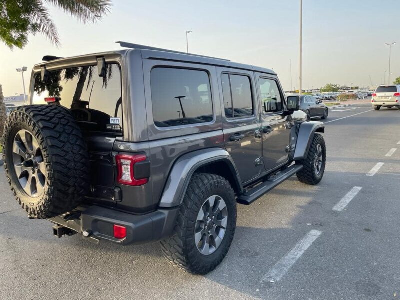 2021 Jeep Wrangler Unlimited Overland 3.6 Litres Pentastar V6 Petrol Engine Grey Black SUV