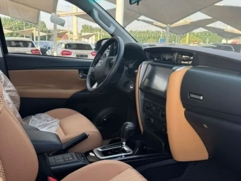 2024 Toyota Fortuner 2.4L 4 Cylinders In-line Diesel Engine Black Tan SUV GCC Specs