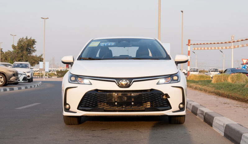 2025 Toyota Corolla 1.8L 4-cylinder Atkinson-cycle Petrol Engine White Black Sedan