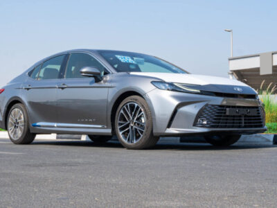 2025 Toyota Camry Lumiere 2.5L Hybrid Inline-4 Engine Silver Tan Sedan Full Option