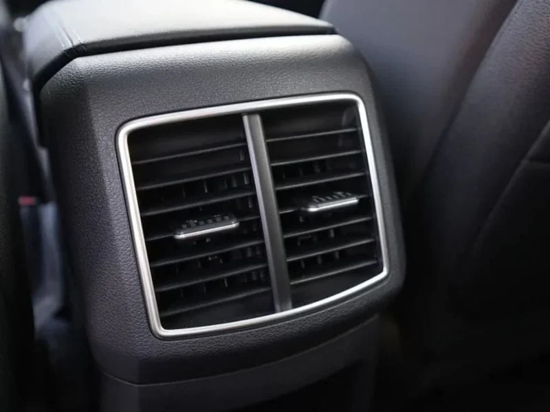 2024 Kia Sportage AT 1.6-liter 4-cylinder Petrol Engine Green Black SUV Automatic FWD