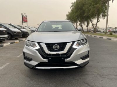 2022 Nissan X-Trail ST 2.0-liter Inline 4-cylinder Petrol Engine Silver Grey SUV Automatic
