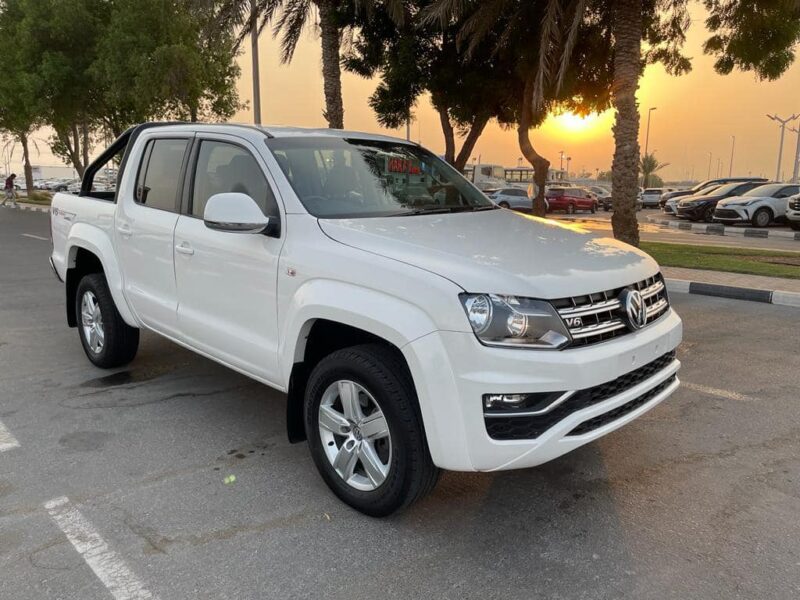 2020 Volkswagen Amarok TDI500 3.0 Litres V6 Diesel Engine White Black Pickup Truck