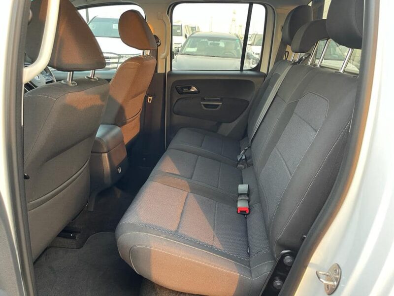 2020 Volkswagen Amarok TDI500 3.0 Litres V6 Diesel Engine White Black Pickup Truck