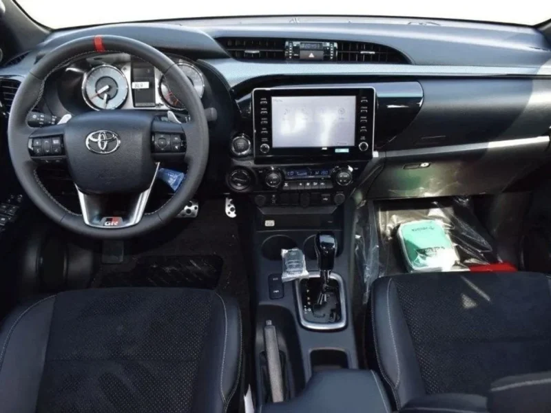 2025 Toyota Hilux GR Sport 2.8L 4 Cylinder Turbo Diesel Engine White Black Double Cab Pickup