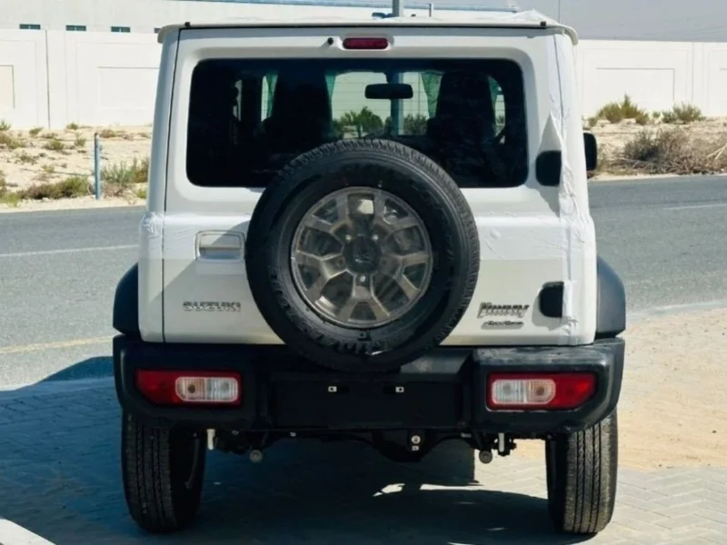 2025 Suzuki Jimny GLX MT 1.5-liter 4 Cylinders Inline Petrol Engine White Black SUV