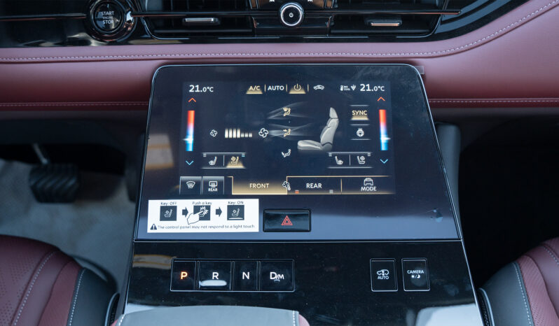 2025 Infiniti QX80 Autograph 3.5-liter V6 Twin-Turbocharged Engine Silver Red SUV