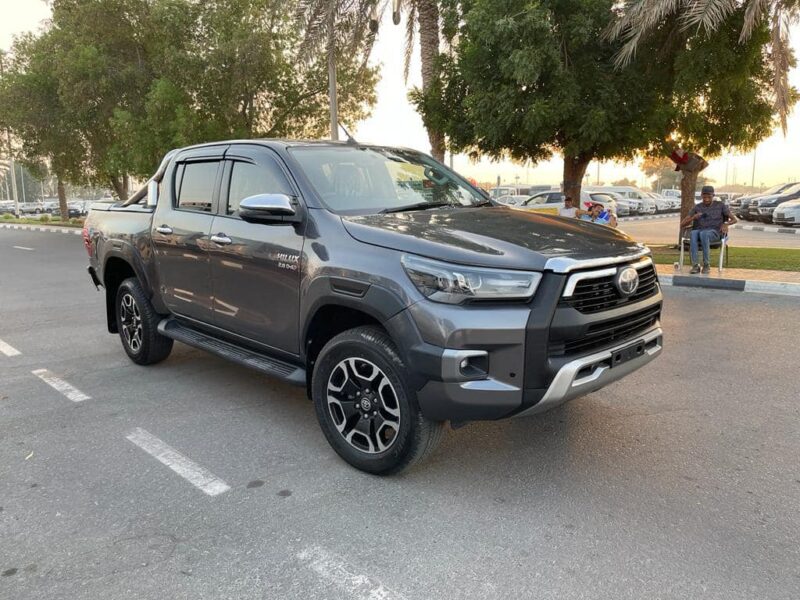 2021 Toyota Hilux SR5 Dual Cab 2.8 Litres 4 Cylinder Turbo Diesel Engine Grey Black Pickup