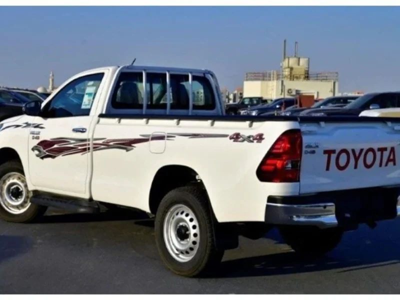 2024 Toyota Hilux Single Cab 2.4 Litres 4-cylinder In-line Diesel Engine White Red Pickup Truck