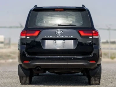 2025 Toyota Land Cruiser LC300 VX 3.5 Liters V6 Twin Turbo Petrol Engine Black SUV Automatic