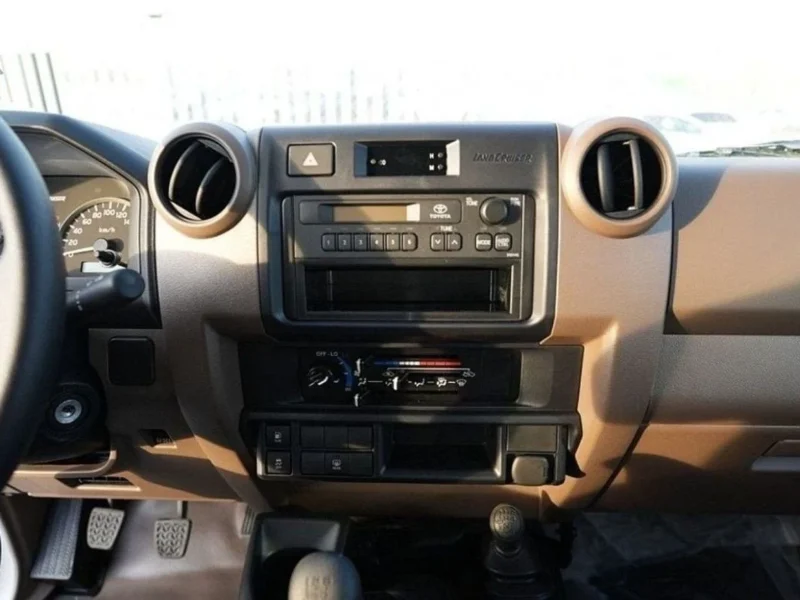 2025 Toyota Land Cruiser 70 Hard Top LC78 4.5 Litre V8 Diesel Engine White Brown SUV