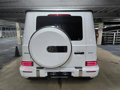 2026 Mercedes-Benz G 63 AMG 4.0L V8 twin-turbocharged Petrol Engine White Red SUV