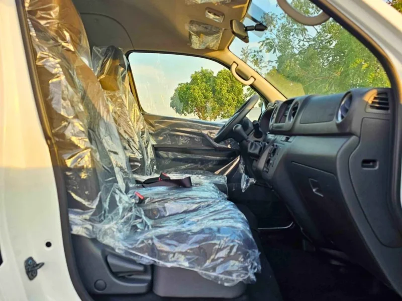 2025 Nissan Urvan High Roof Panel Van 2.5L 4-cylinder Petrol Engine White Black Van Manual
